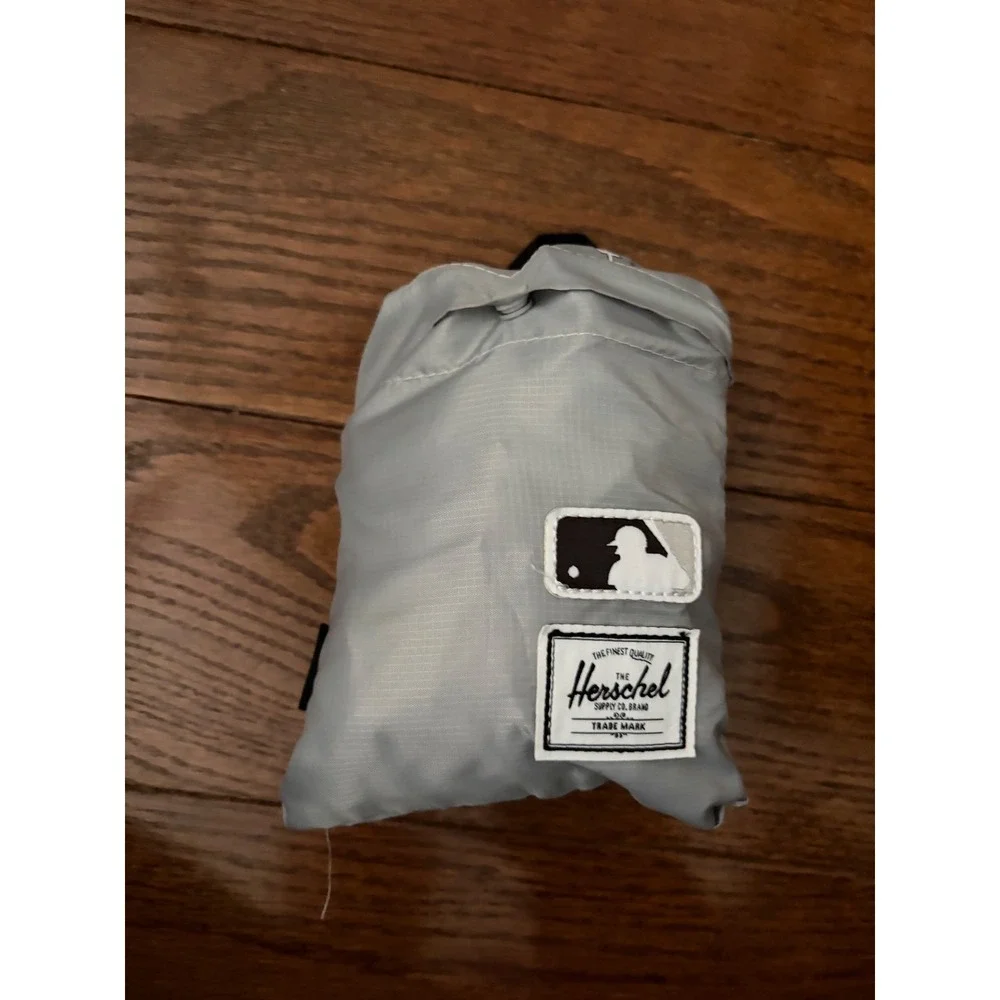 Herschel Supply Co Chicago White Sox MLB Packable‎ Daypack Backpack Grey Ripstop